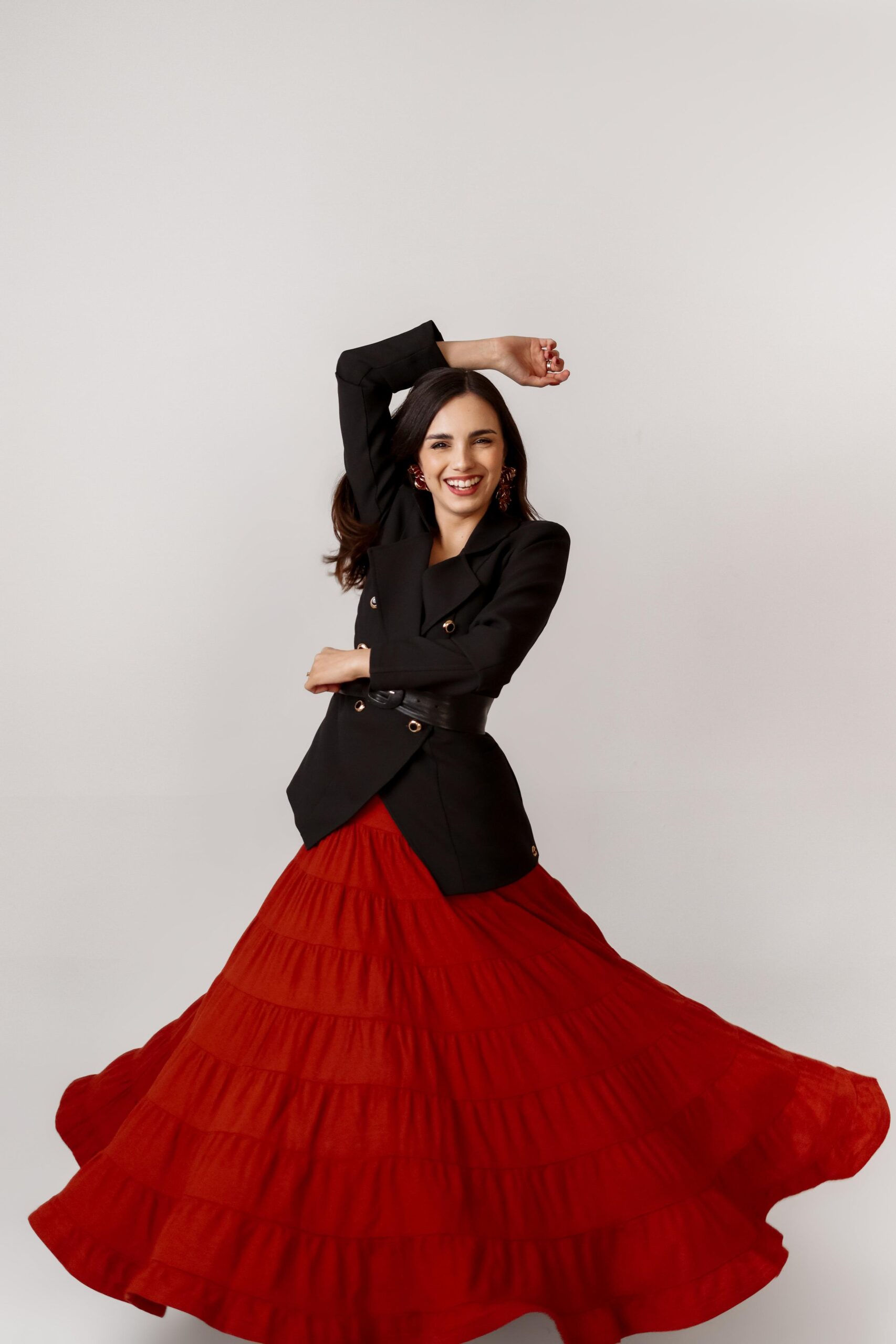 Estou extremamente impressionada com o atendimento da Cami e do Matheus. Eles são dois queridíssimos que nos fizeram sentir-se em casa e nos trataram como se fôssemos amigos de longa data. O carinho e o cuidado de ambos fizeram toda a diferença para termos uma experiência incrível! O estúdio é MUITO fofo. Todo equipado, limpinho, organizado.